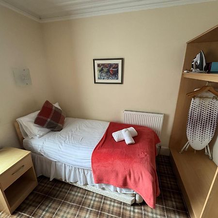 Station Hotel Portsoy Bagian luar foto