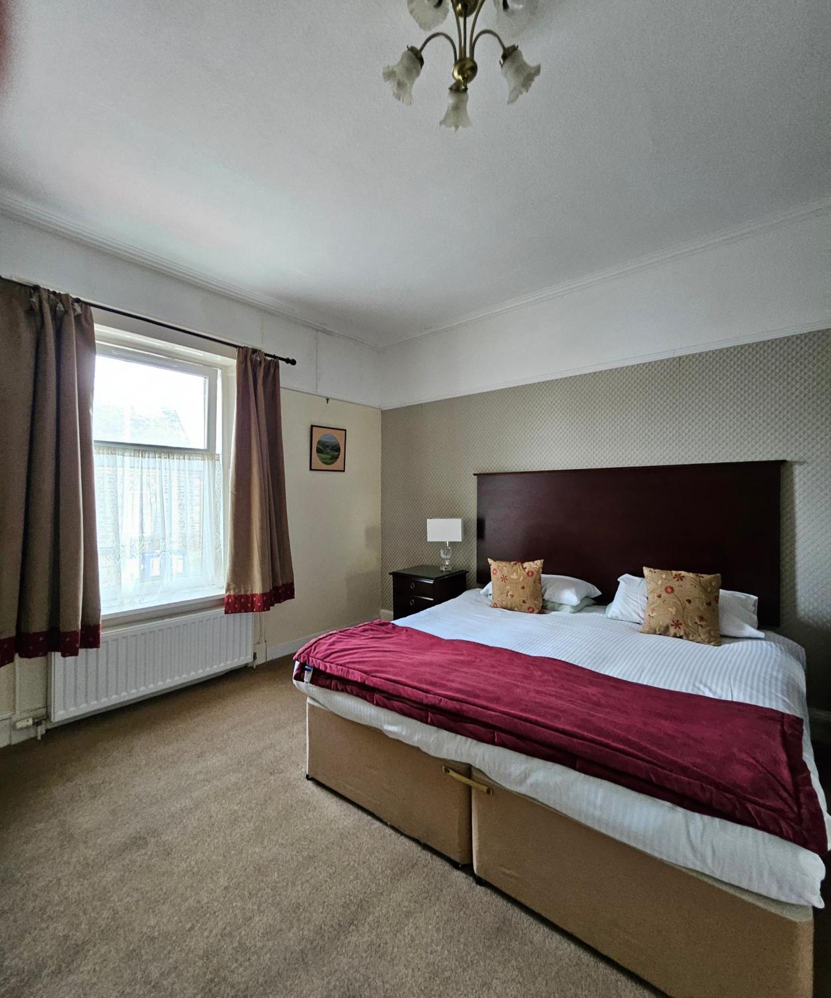 Station Hotel Portsoy Bagian luar foto