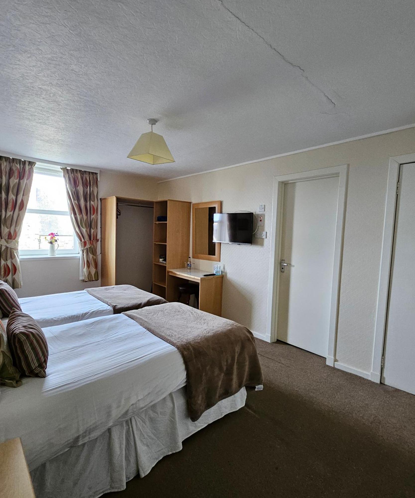 Station Hotel Portsoy Bagian luar foto