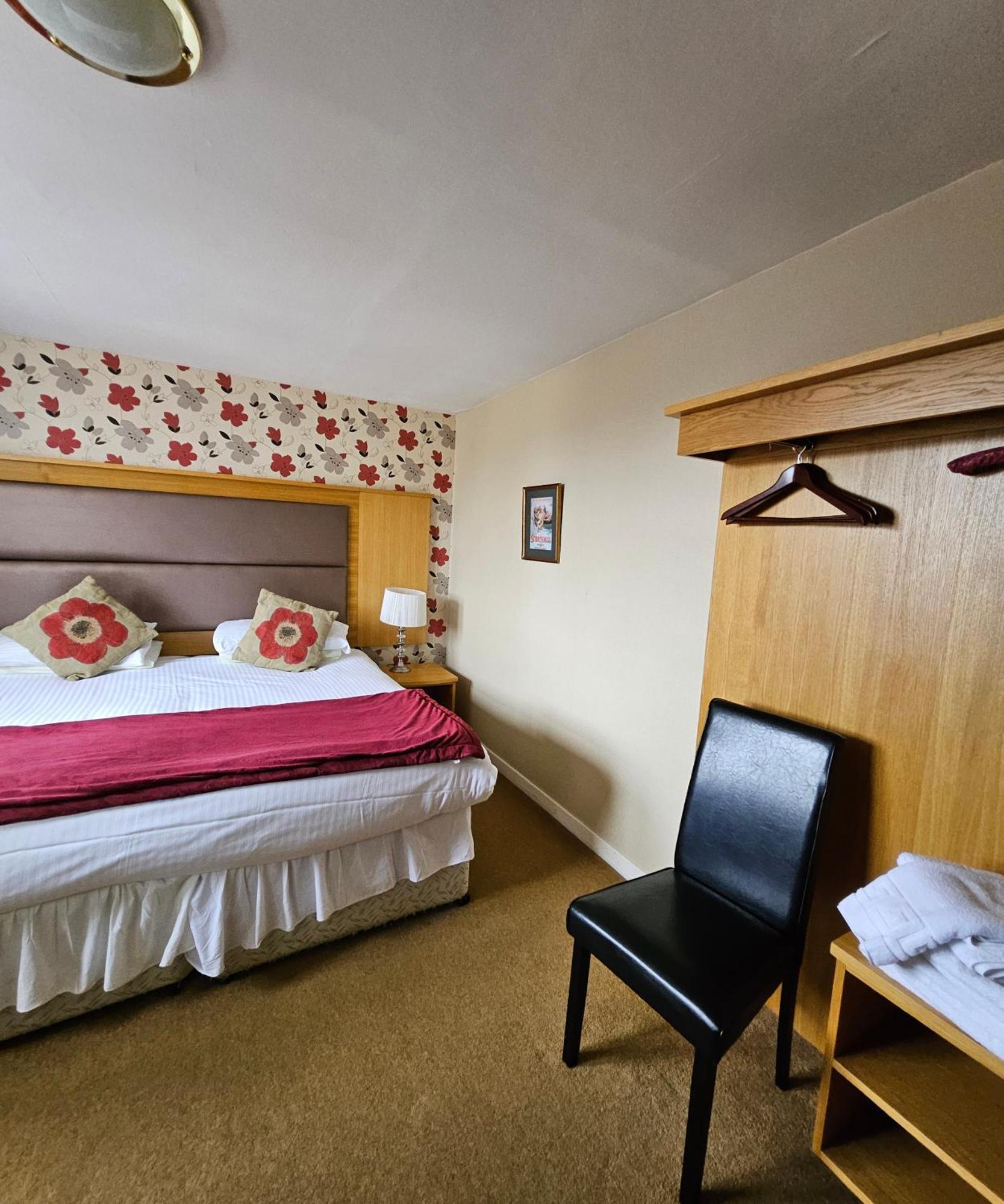 Station Hotel Portsoy Bagian luar foto