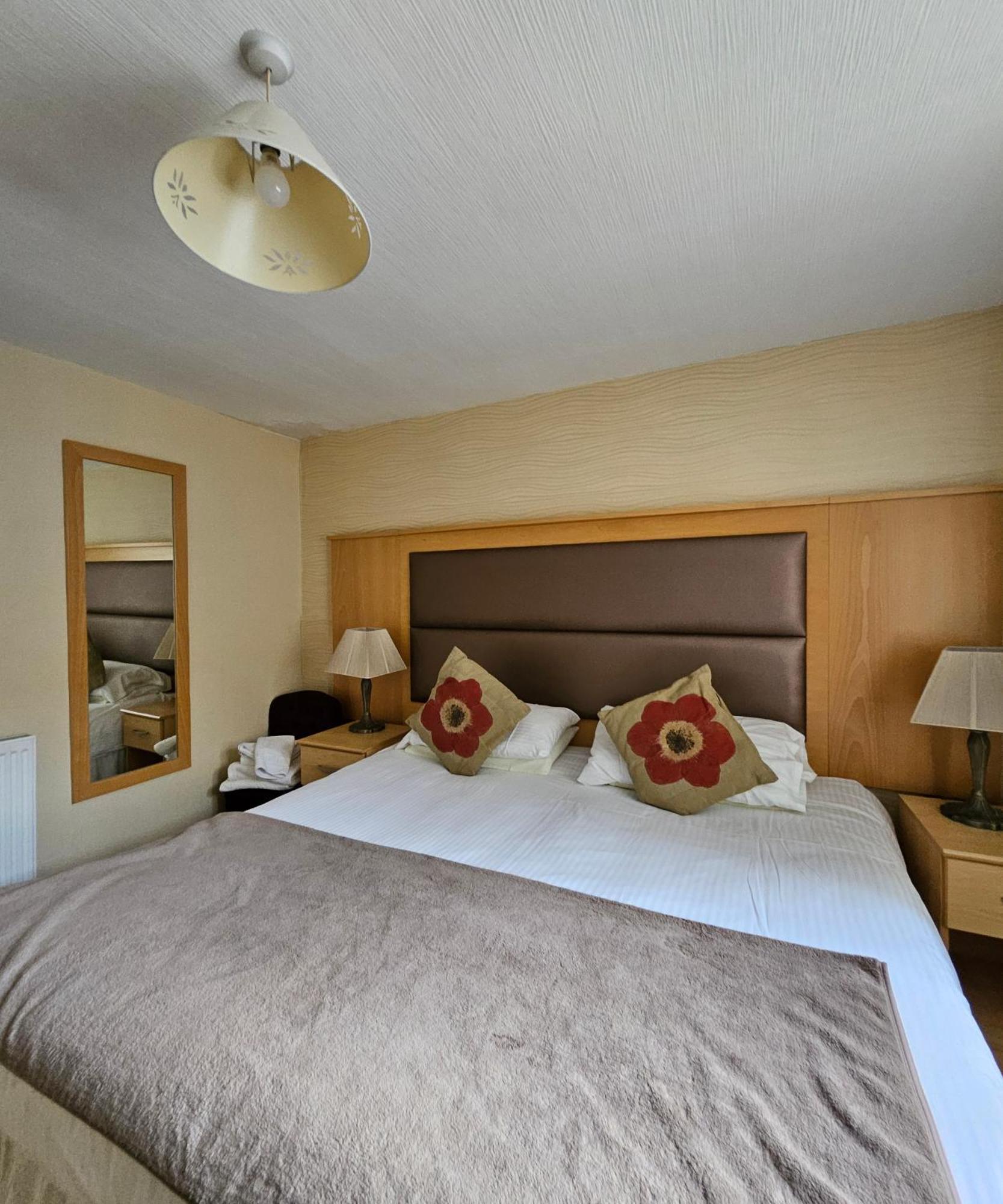 Station Hotel Portsoy Bagian luar foto