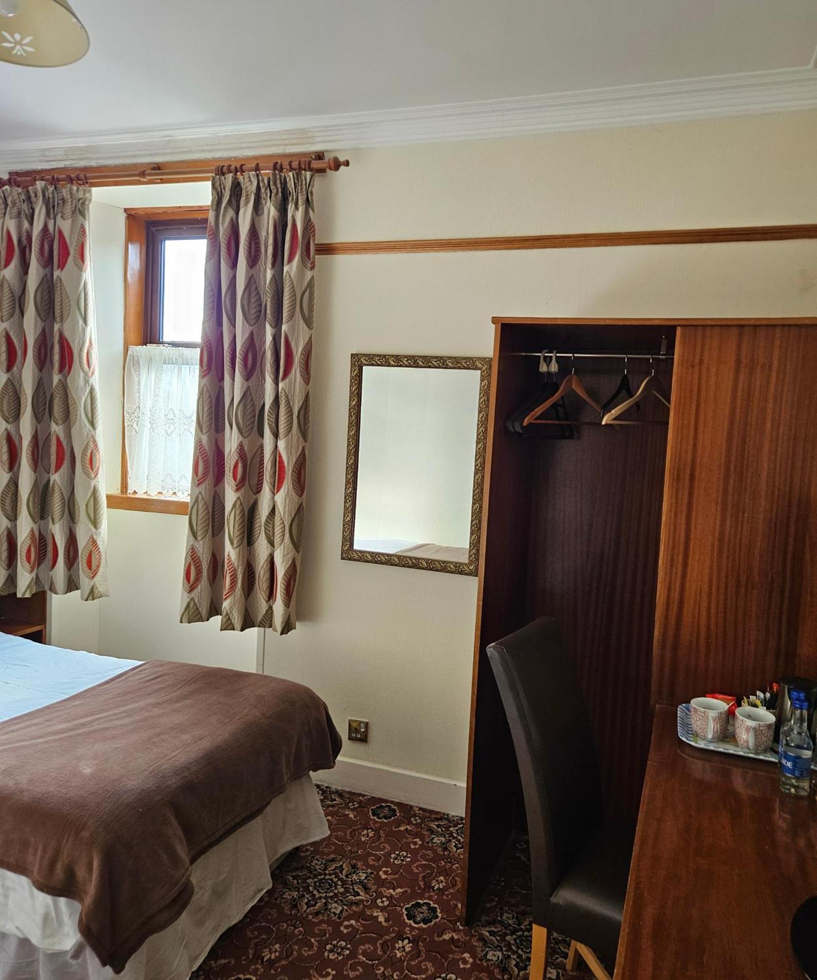 Station Hotel Portsoy Bagian luar foto