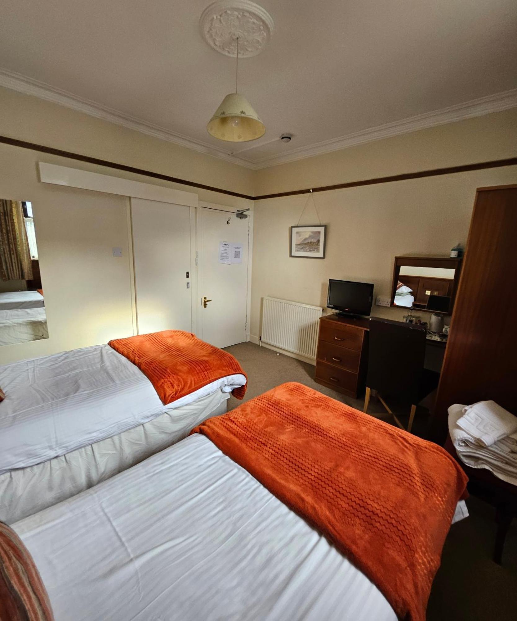 Station Hotel Portsoy Bagian luar foto