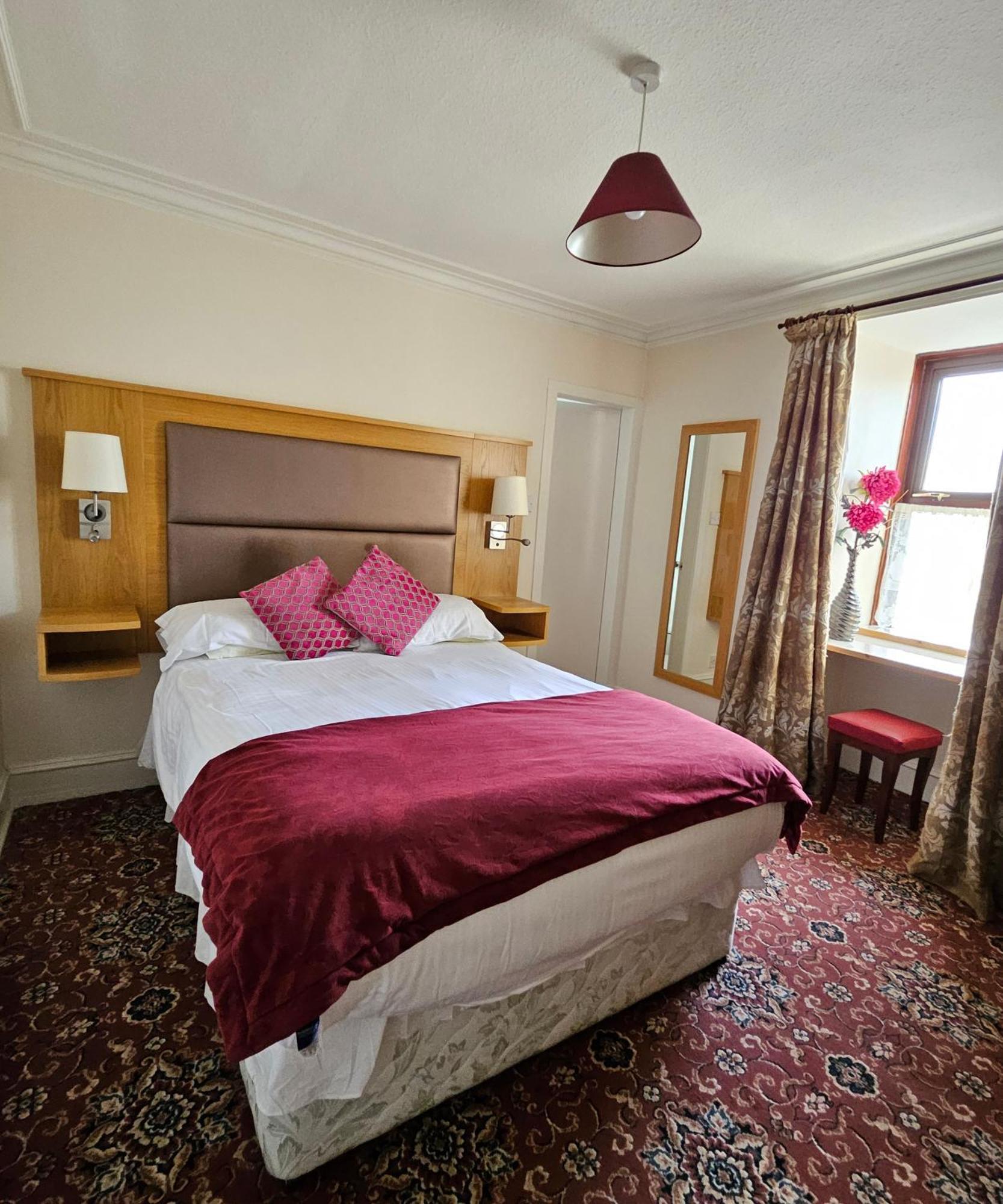 Station Hotel Portsoy Bagian luar foto